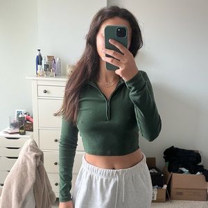Green Aritzia Sunday Best 1/2 Zip